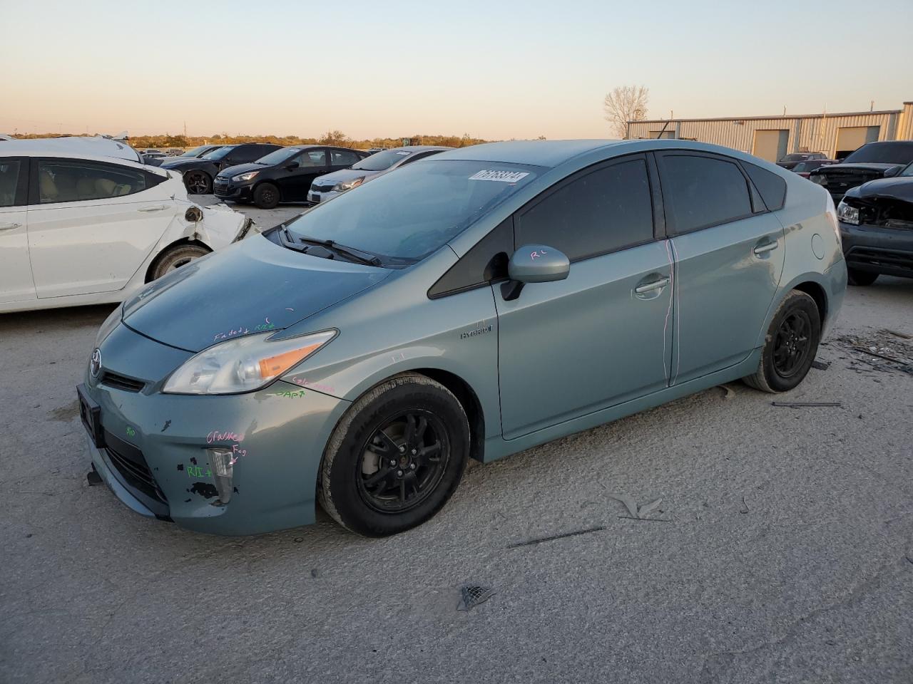 TOYOTA PRIUS 2013