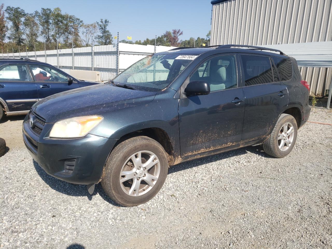 TOYOTA RAV4 2011
