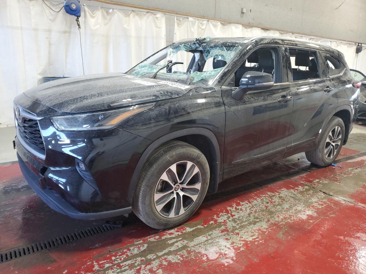 TOYOTA HIGHLANDER 2021