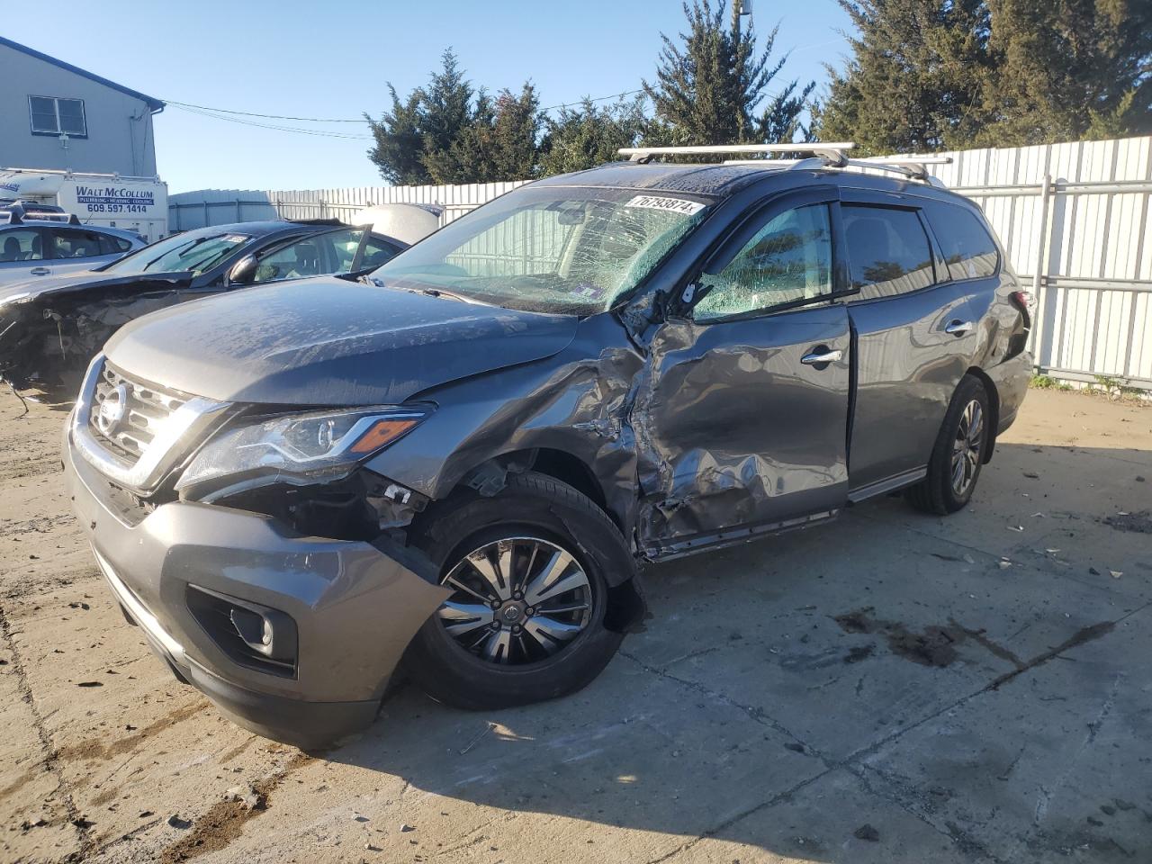 NISSAN PATHFINDER 2019