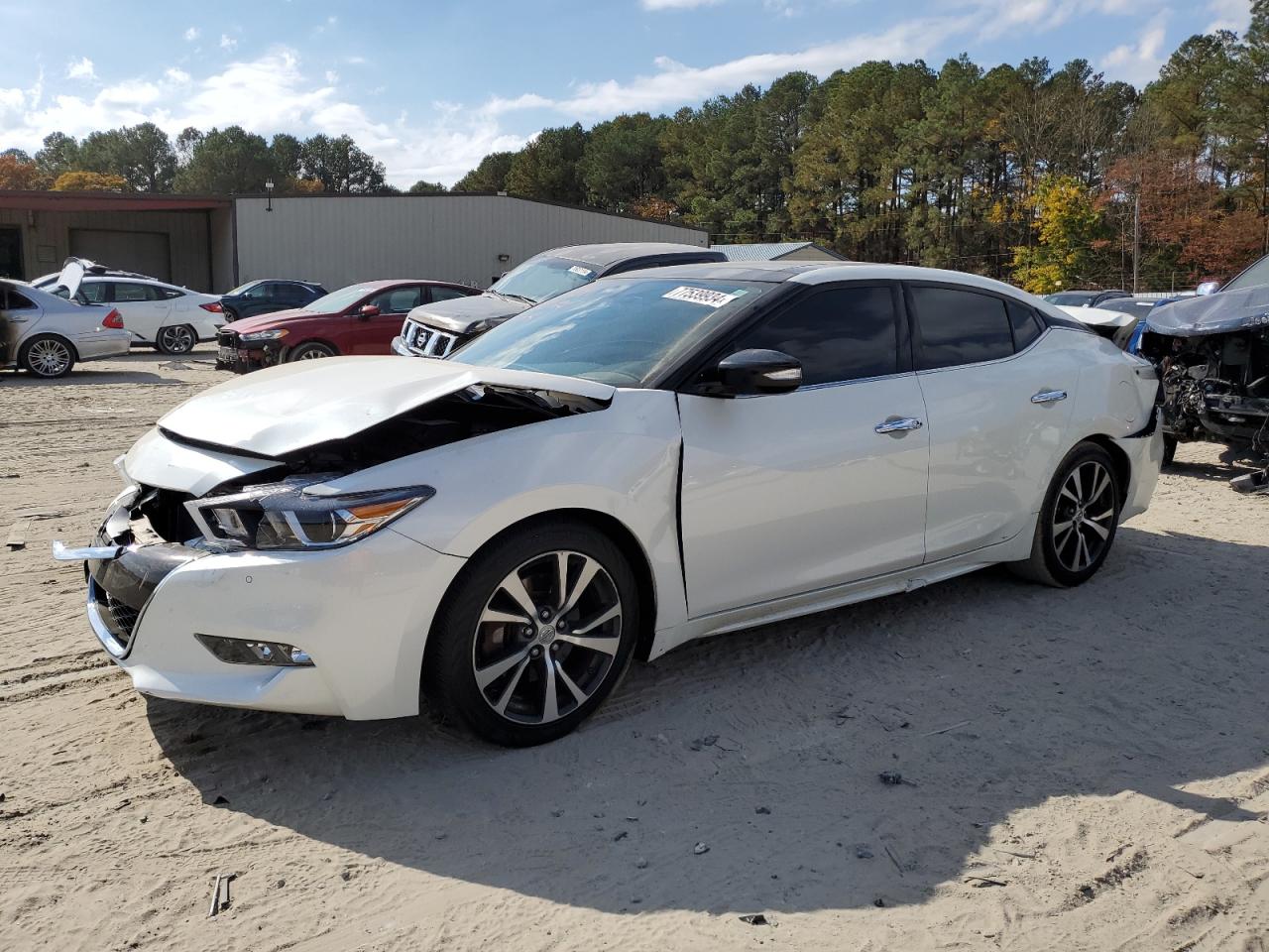 NISSAN MAXIMA 2016