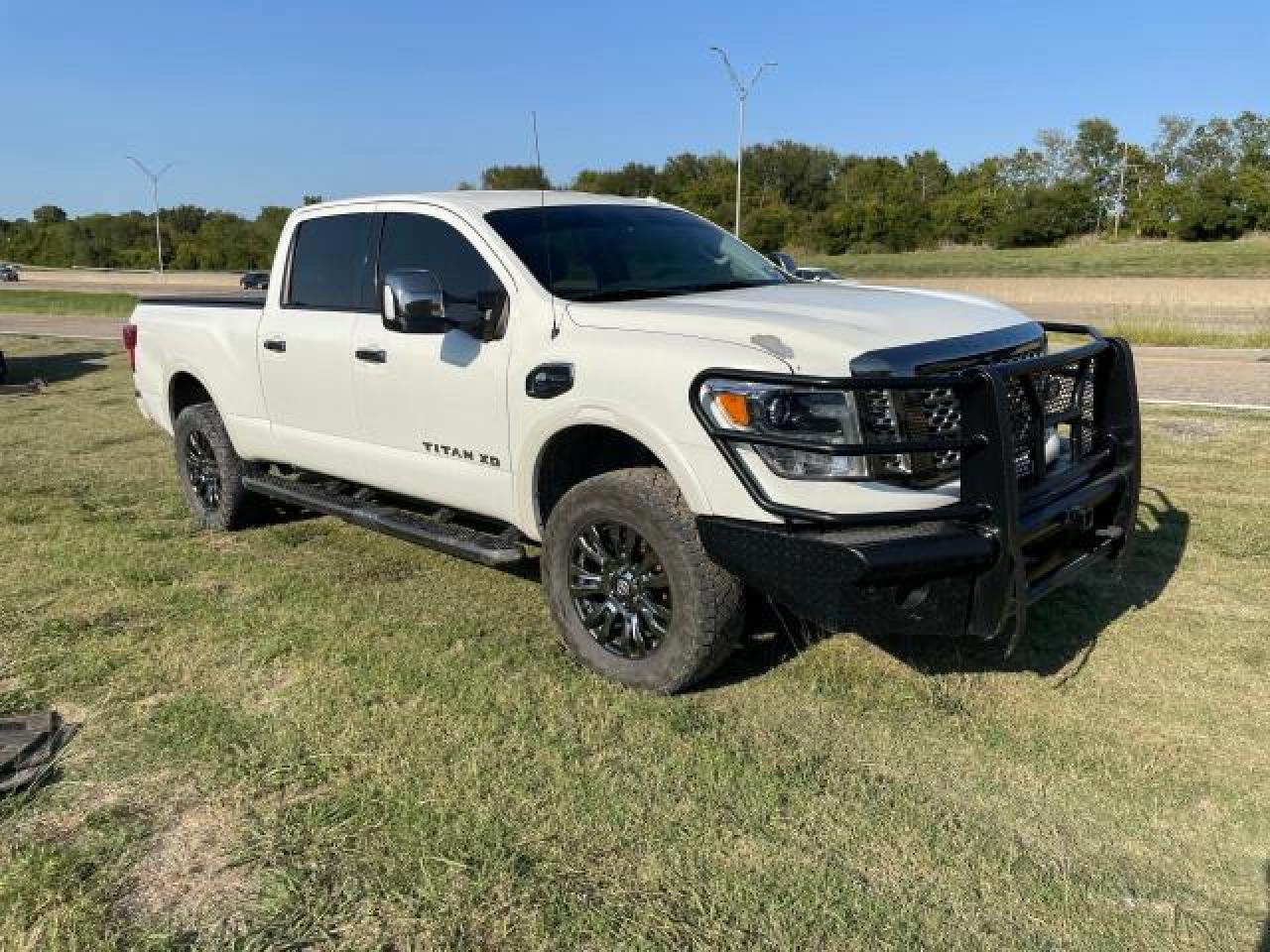 NISSAN TITAN XD S 2017