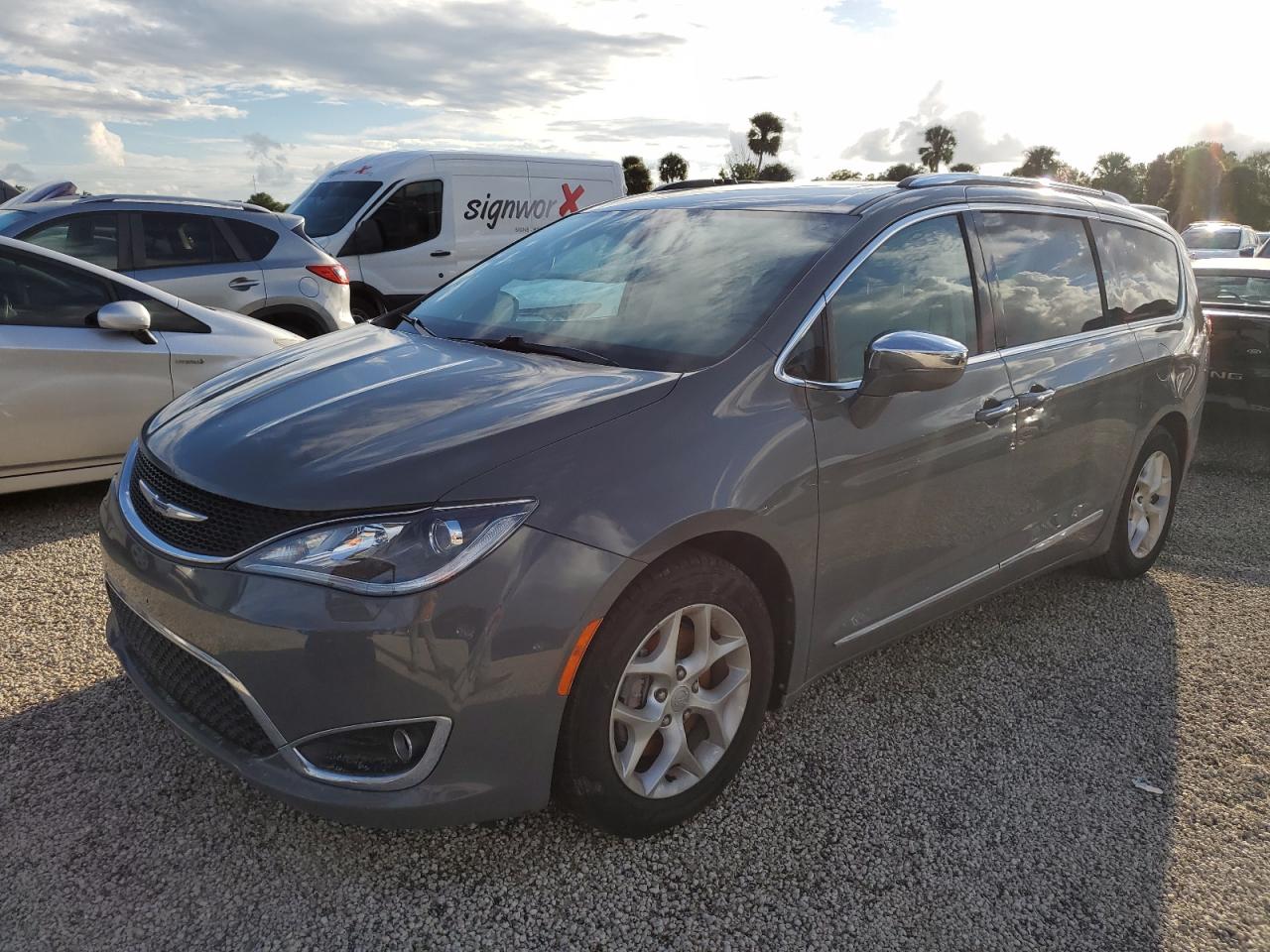 CHRYSLER PACIFICA L 2020