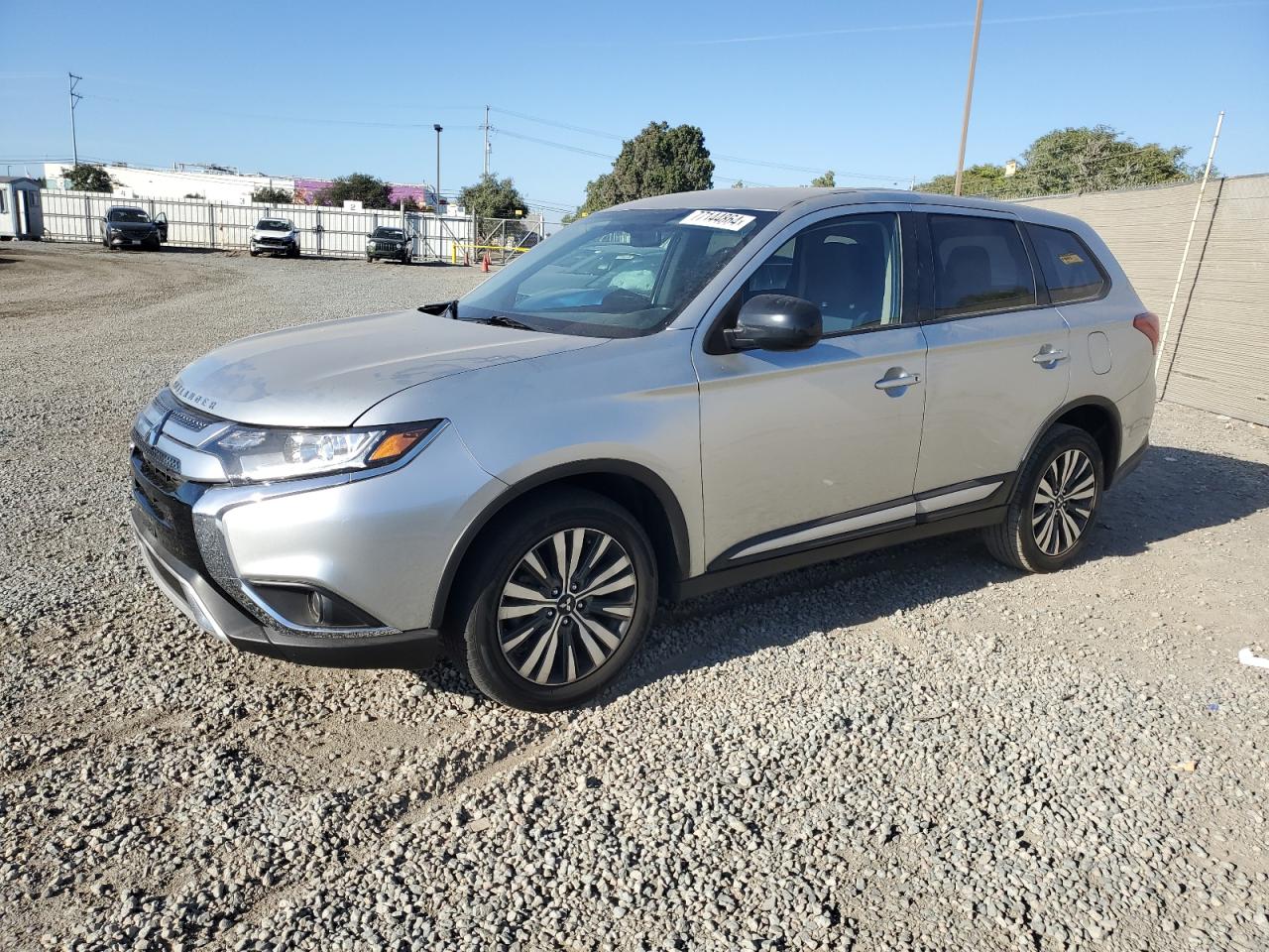 MITSUBISHI OUTLANDER 2020
