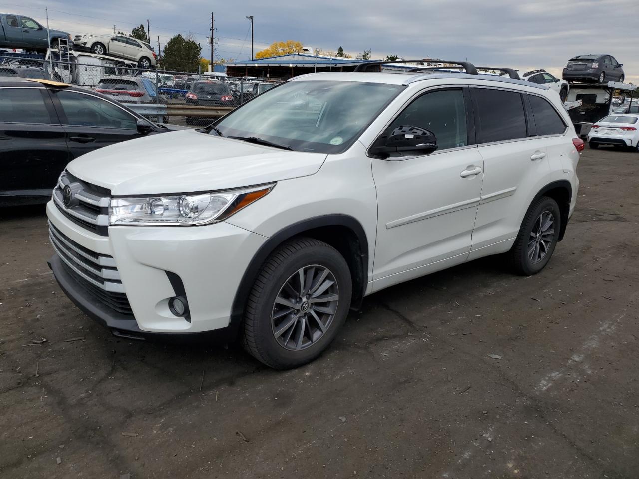 TOYOTA HIGHLANDER 2018