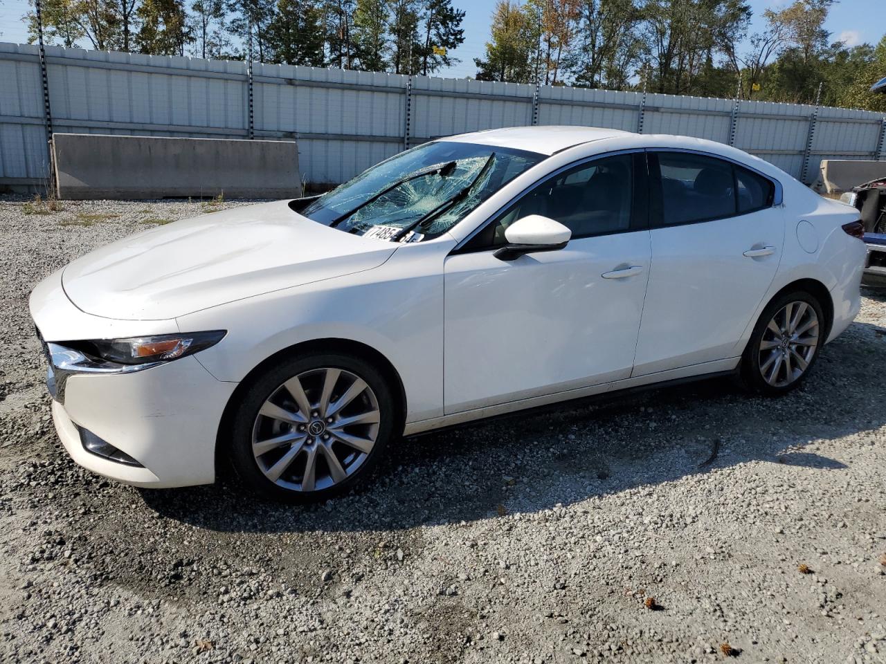 MAZDA 3 PREFERRE 2019