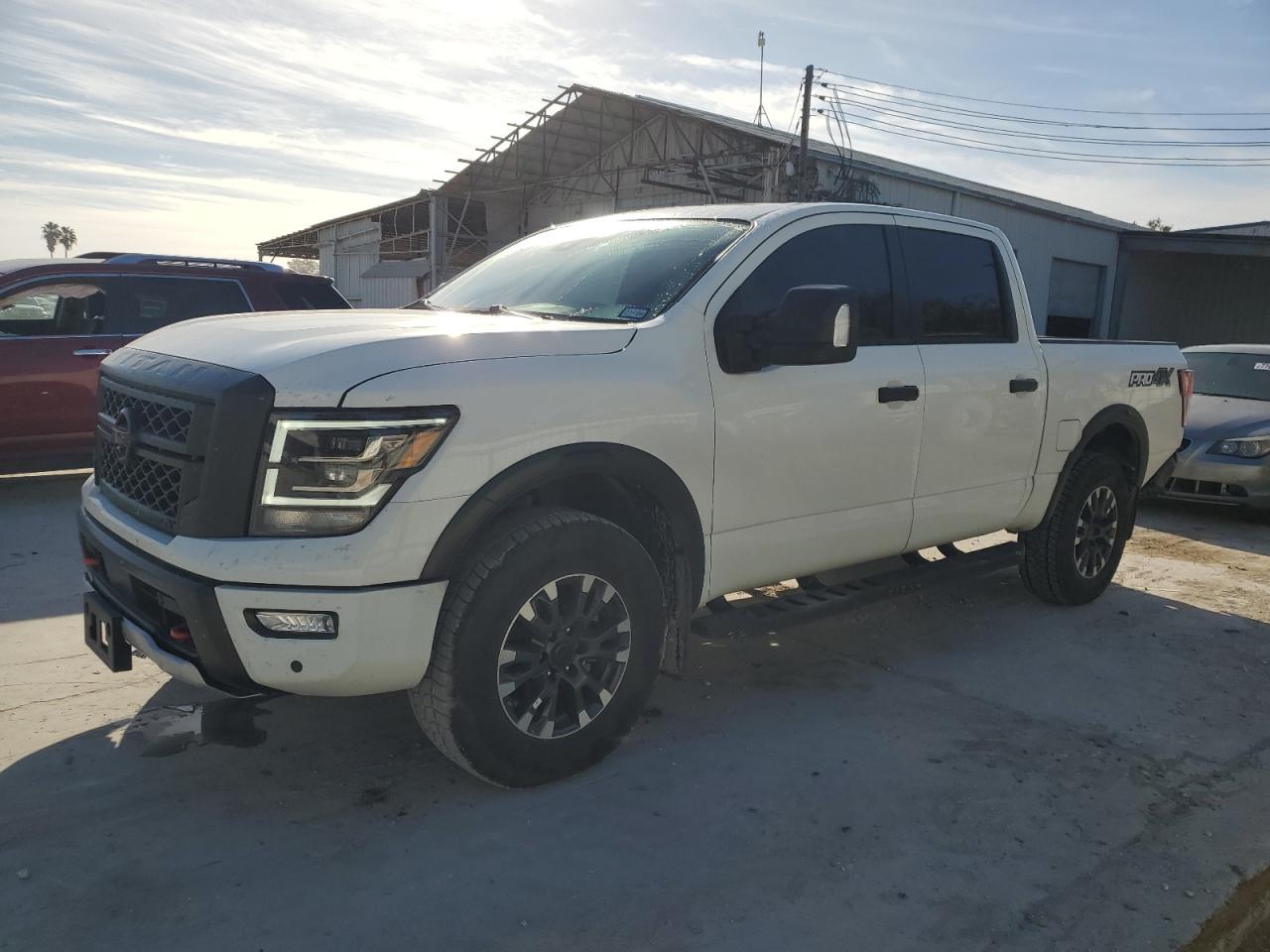 NISSAN TITAN SV 2023