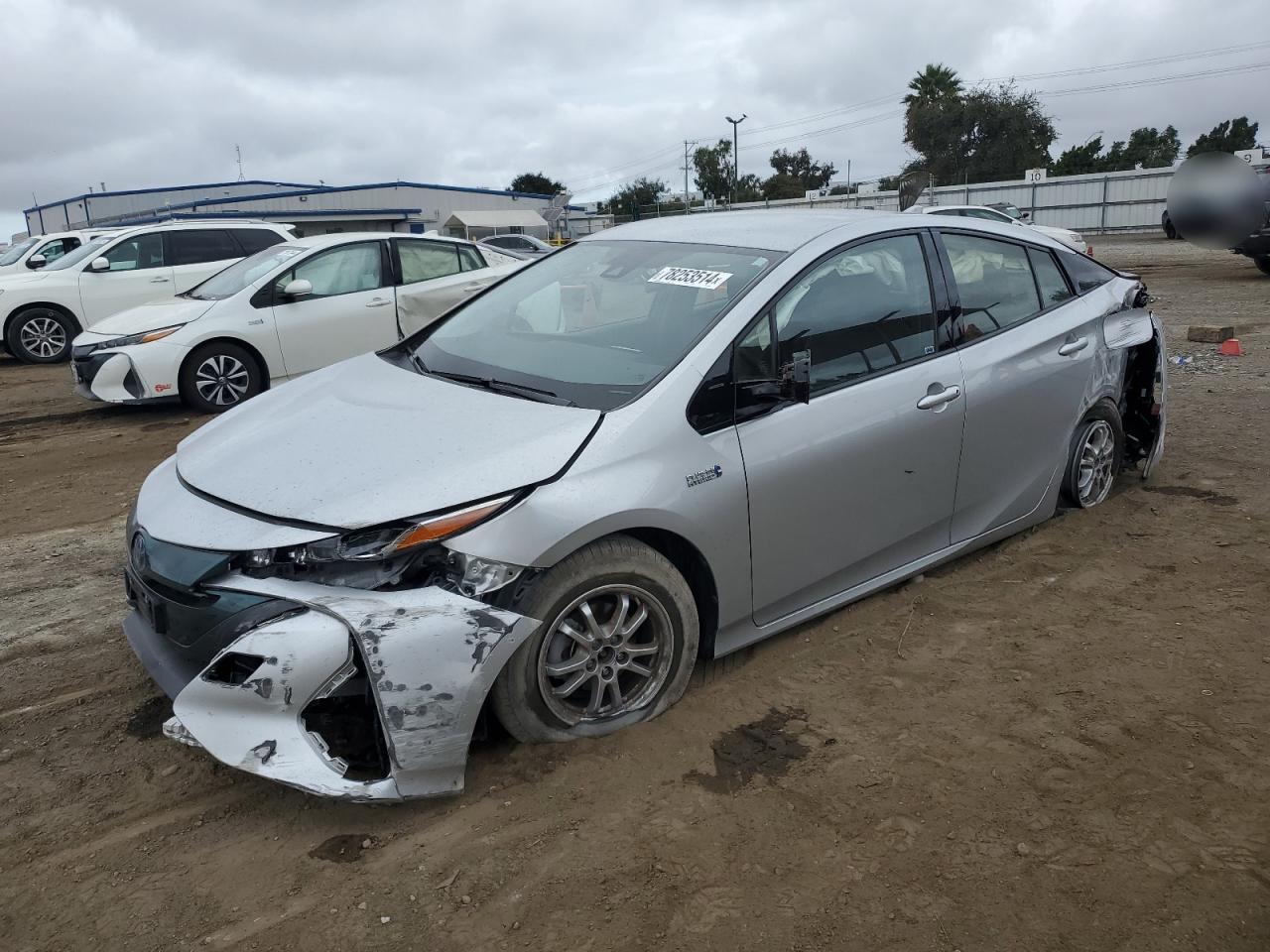 TOYOTA PRIUS PRIM 2017