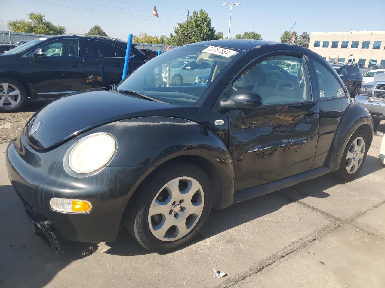 VOLKSWAGEN NEW BEETLE 2001