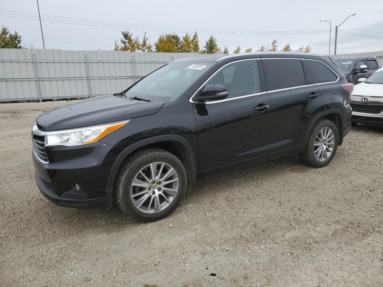 TOYOTA HIGHLANDER 2015