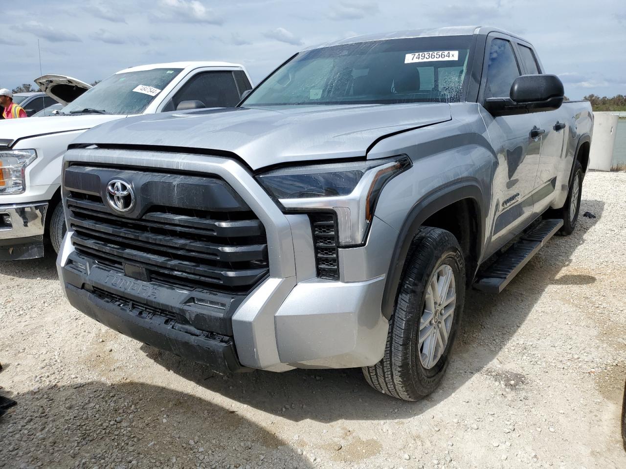 TOYOTA TUNDRA DOU 2024