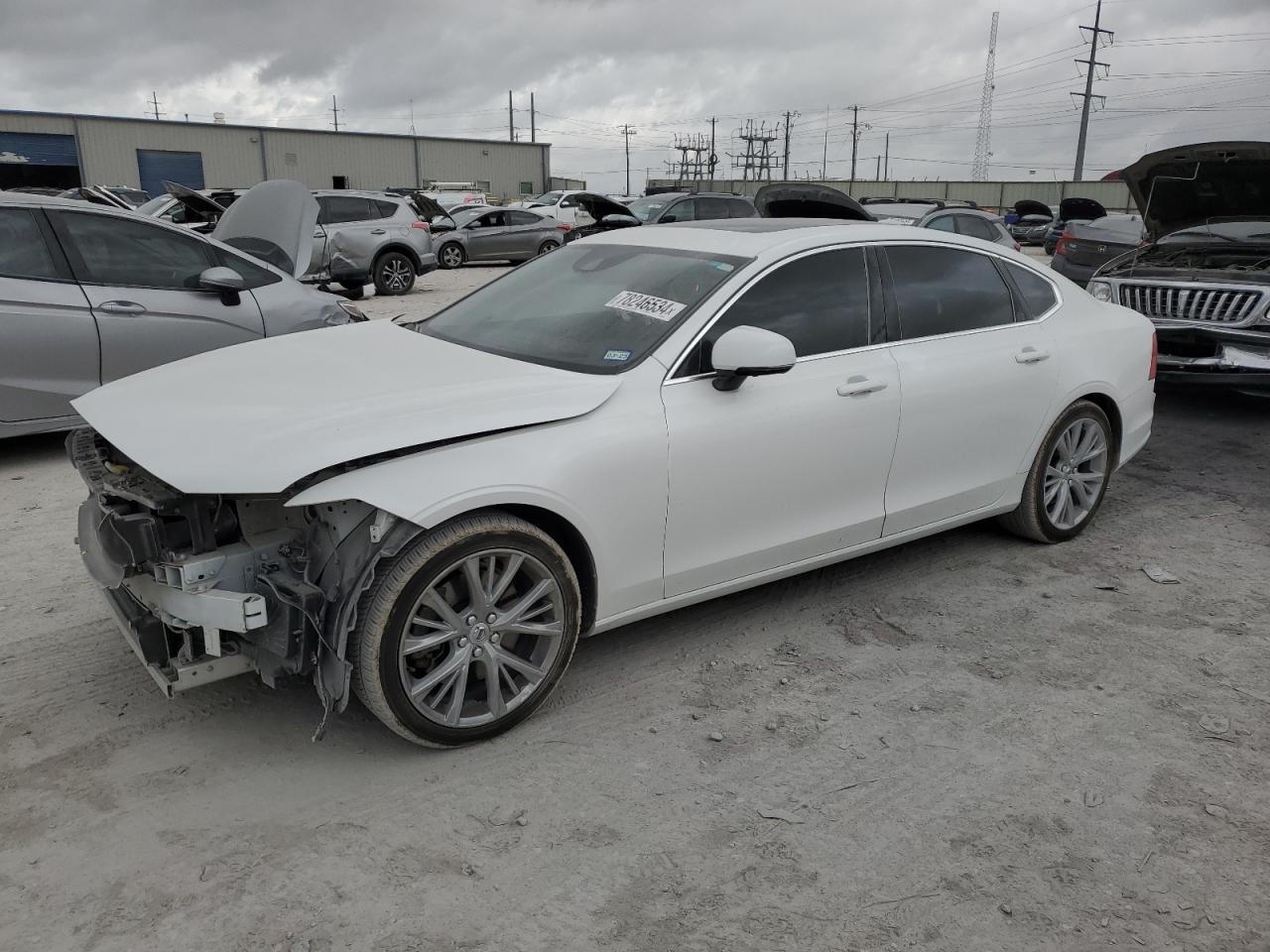 VOLVO S90 T6 MOM 2018