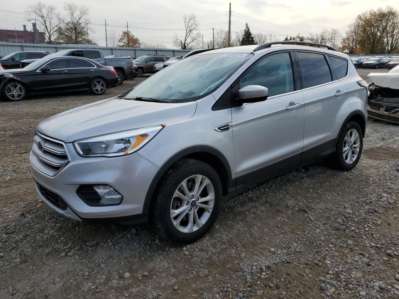 FORD ESCAPE SE 2018