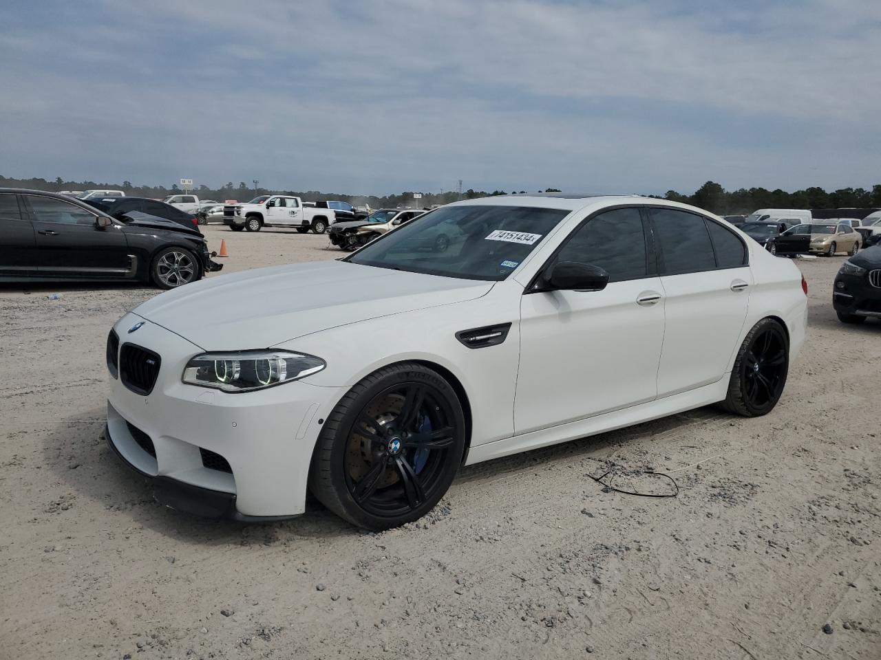 BMW M5 2016
