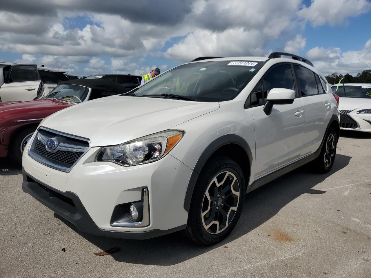 SUBARU CROSSTREK 2017
