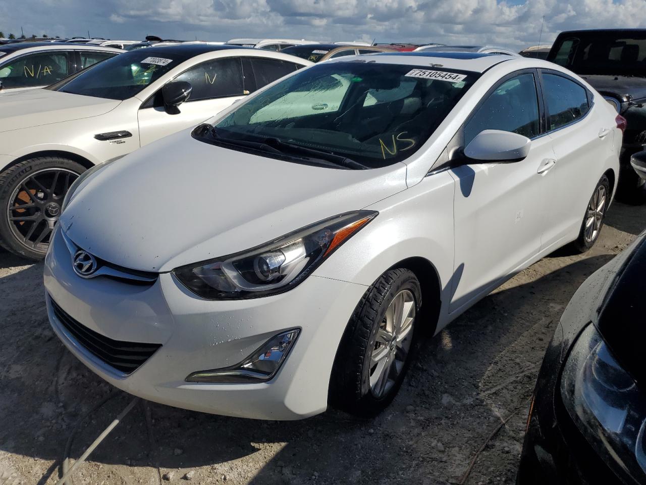 HYUNDAI ELANTRA SE 2015
