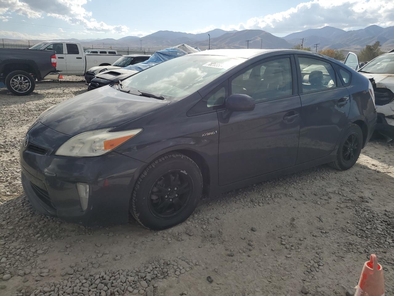 TOYOTA PRIUS 2012