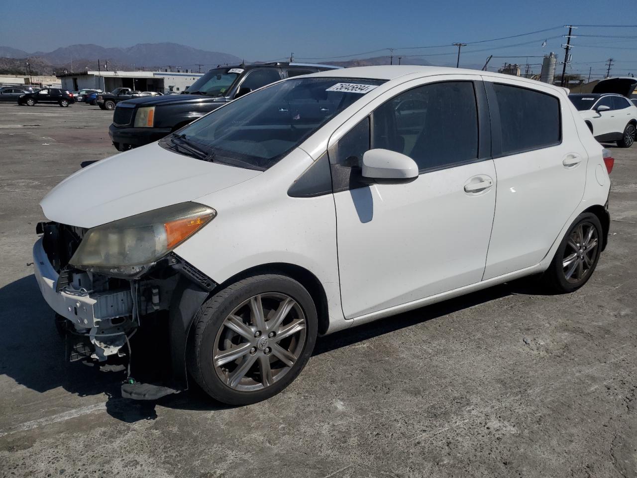 TOYOTA YARIS 2012