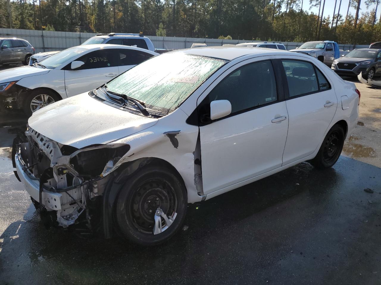 TOYOTA YARIS 2010