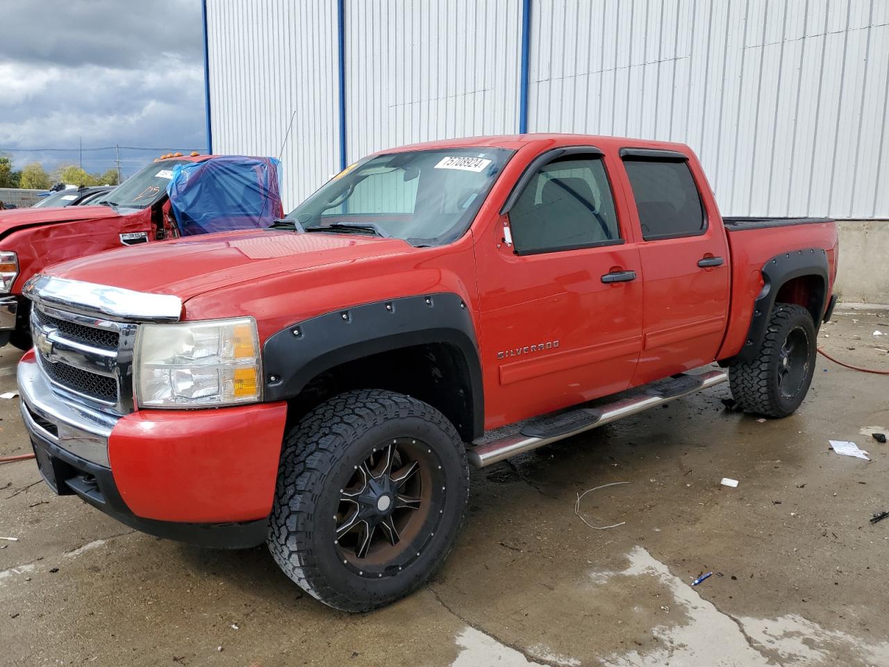 CHEVROLET SILVERADO 2011