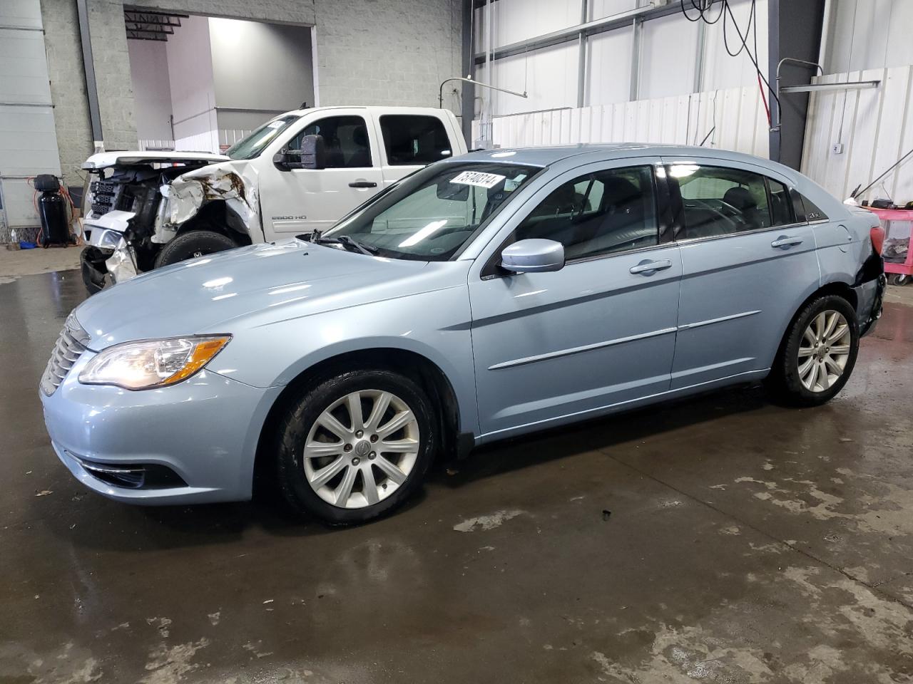 CHRYSLER 200 TOURIN 2013