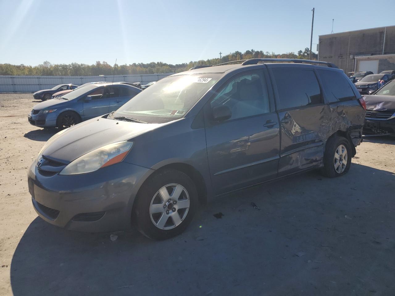 TOYOTA SIENNA CE 2008