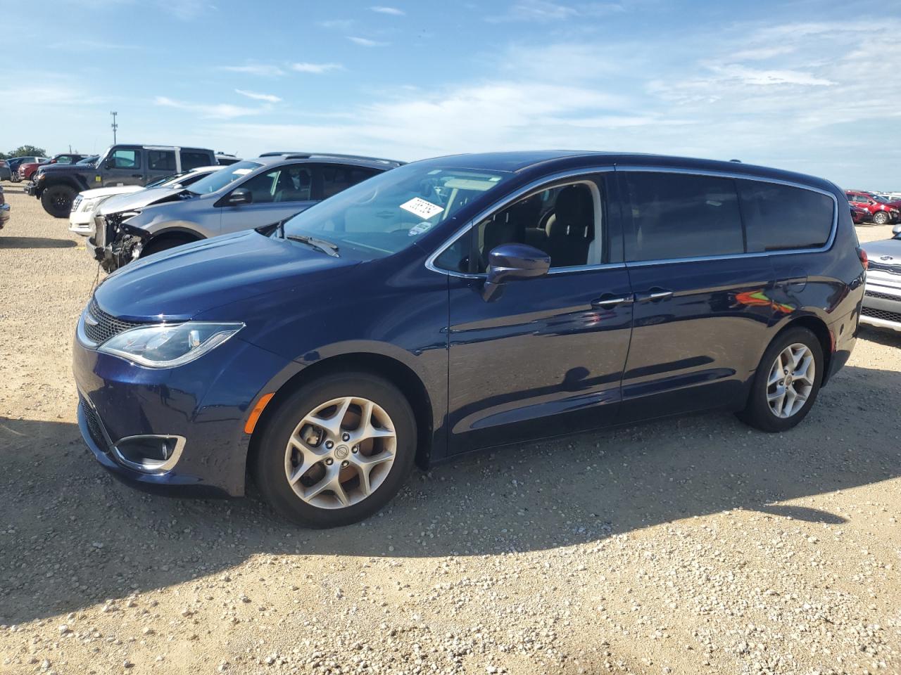 CHRYSLER PACIFICA T 2020