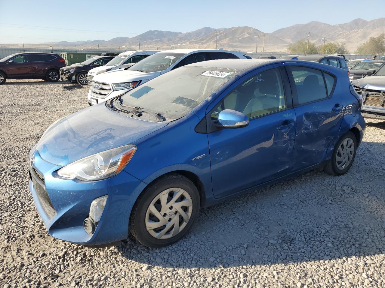 TOYOTA PRIUS C 2015