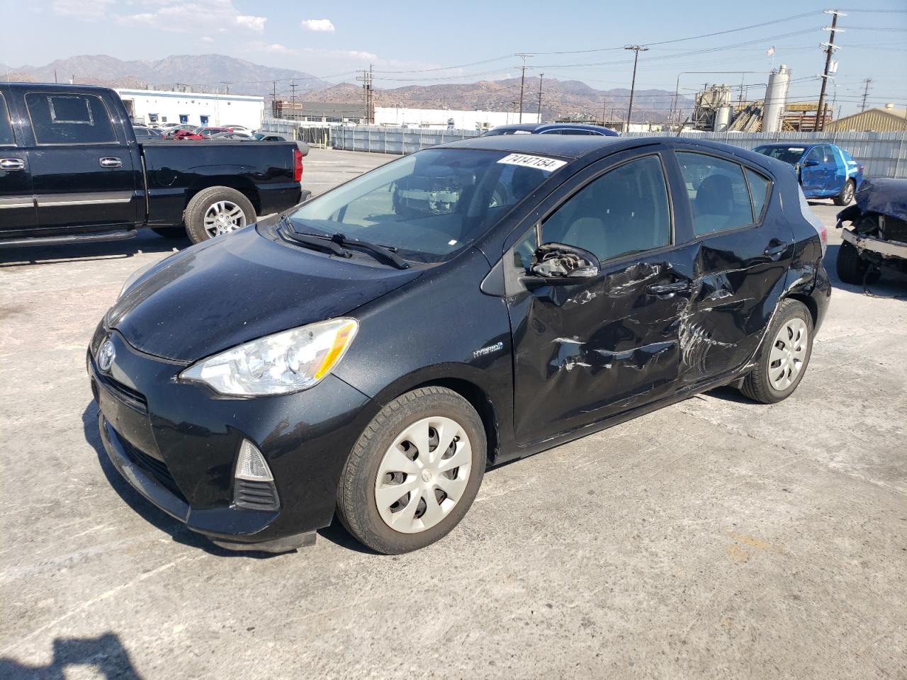 TOYOTA PRIUS C 2014
