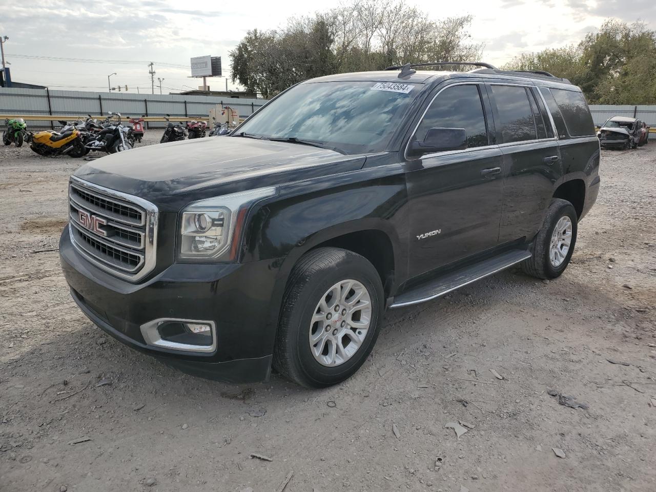 GMC YUKON SLE 2016