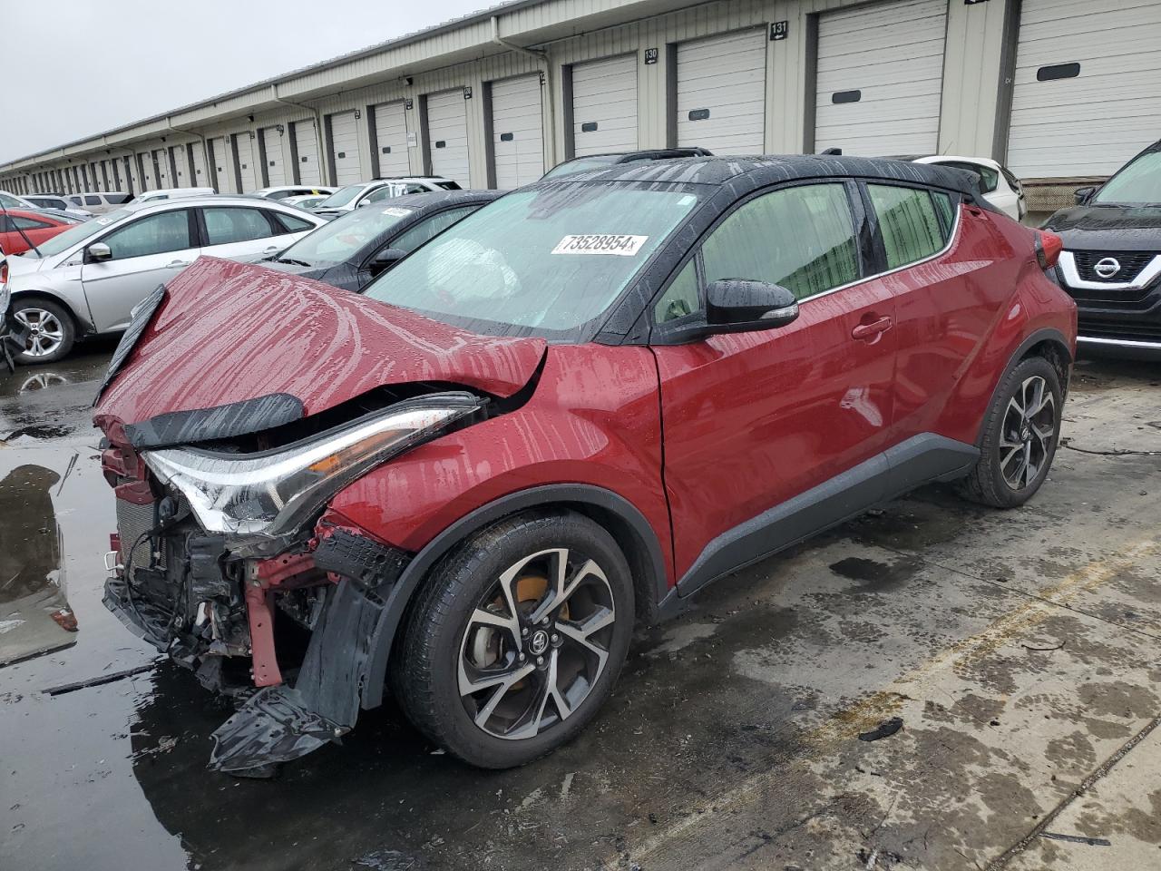 TOYOTA C-HR XLE 2019