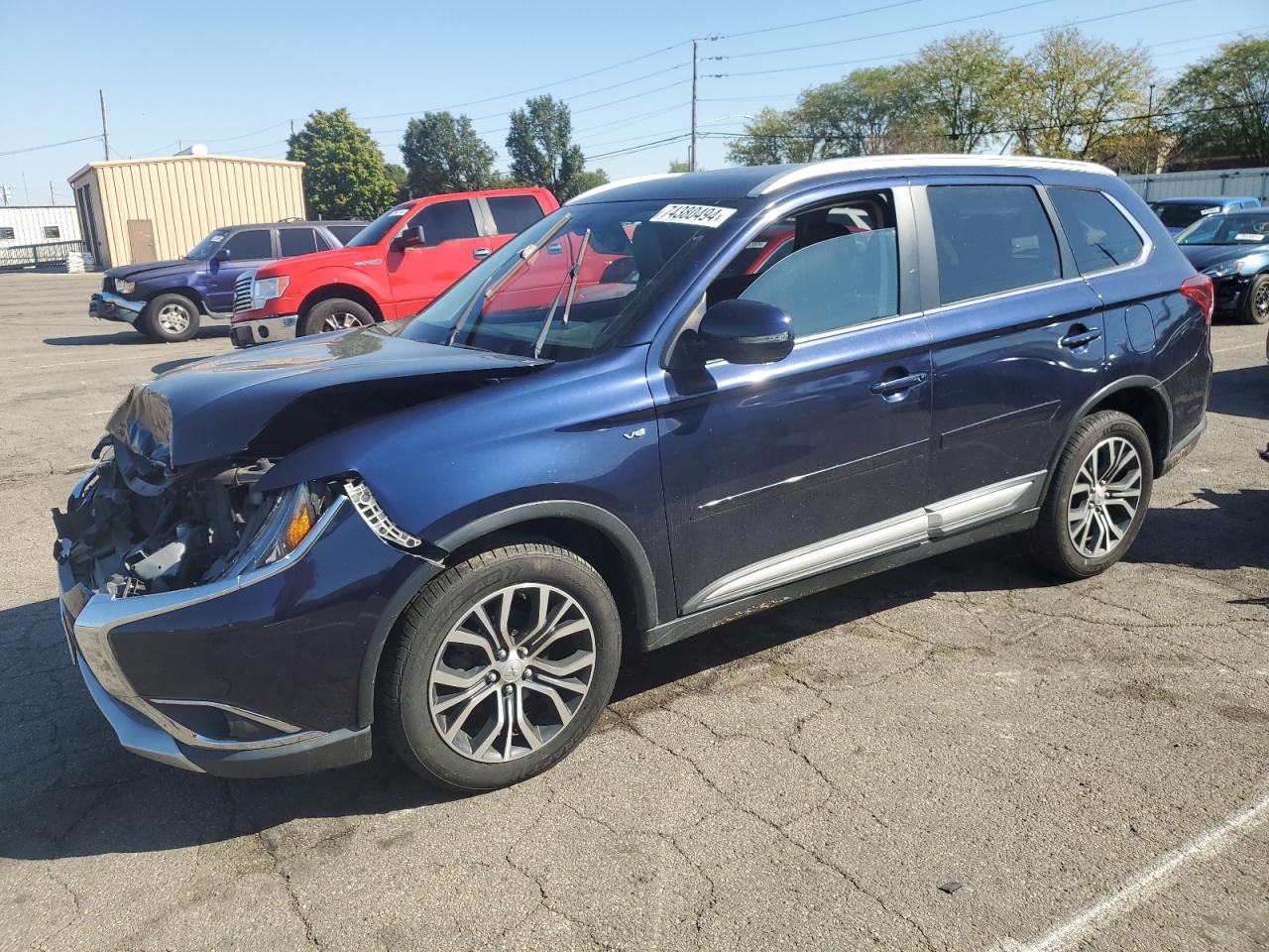 MITSUBISHI OUTLANDER 2016