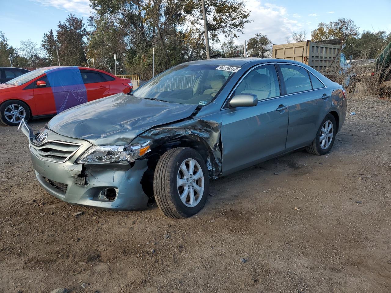 TOYOTA CAMRY 2011