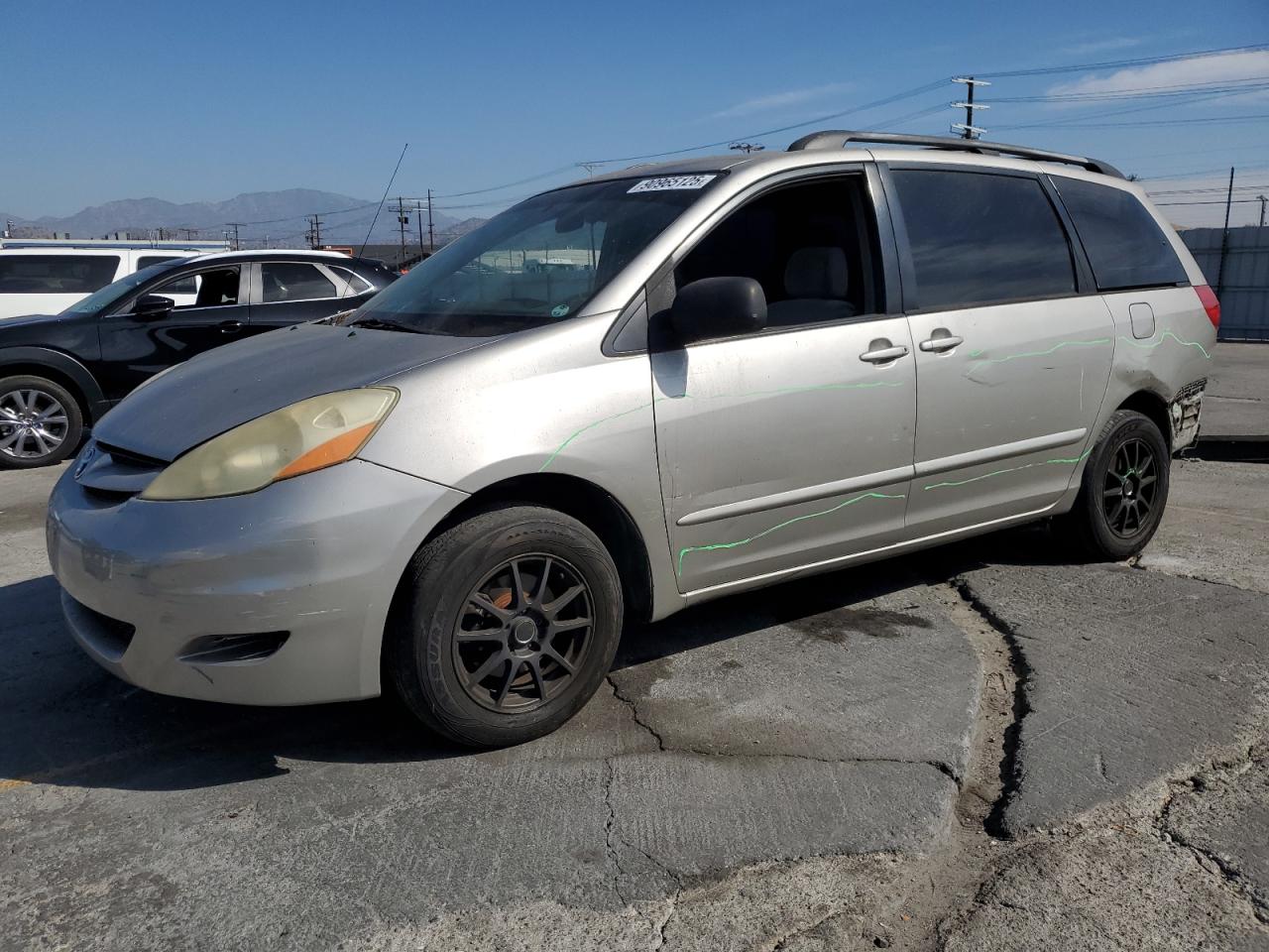 TOYOTA SIENNA CE 2006