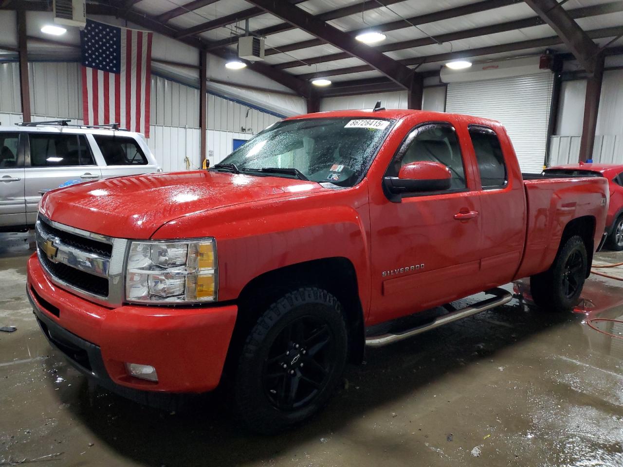 CHEVROLET SILVERADO 2011
