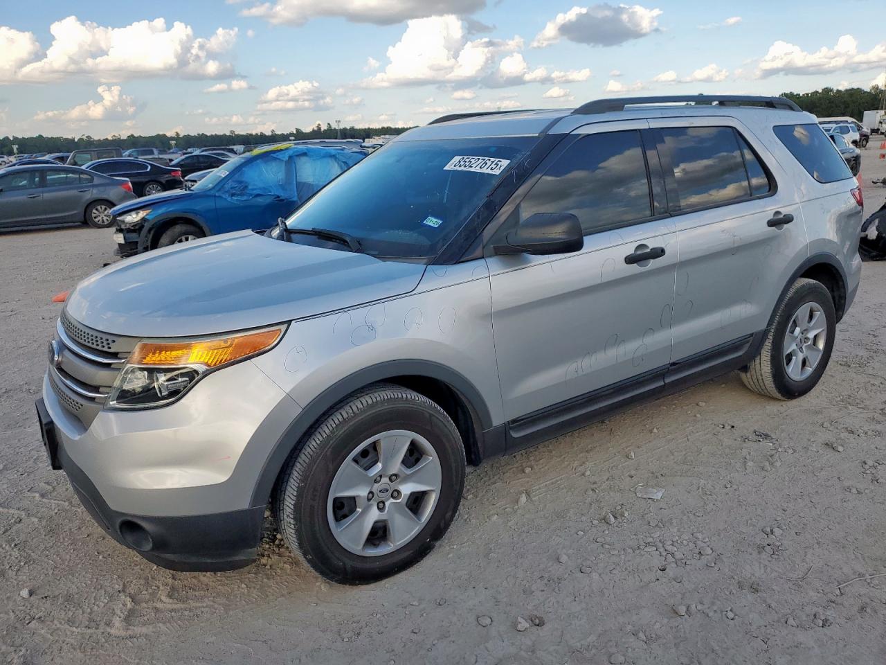 FORD EXPLORER 2015