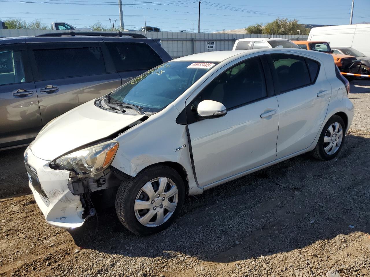 TOYOTA PRIUS C 2015