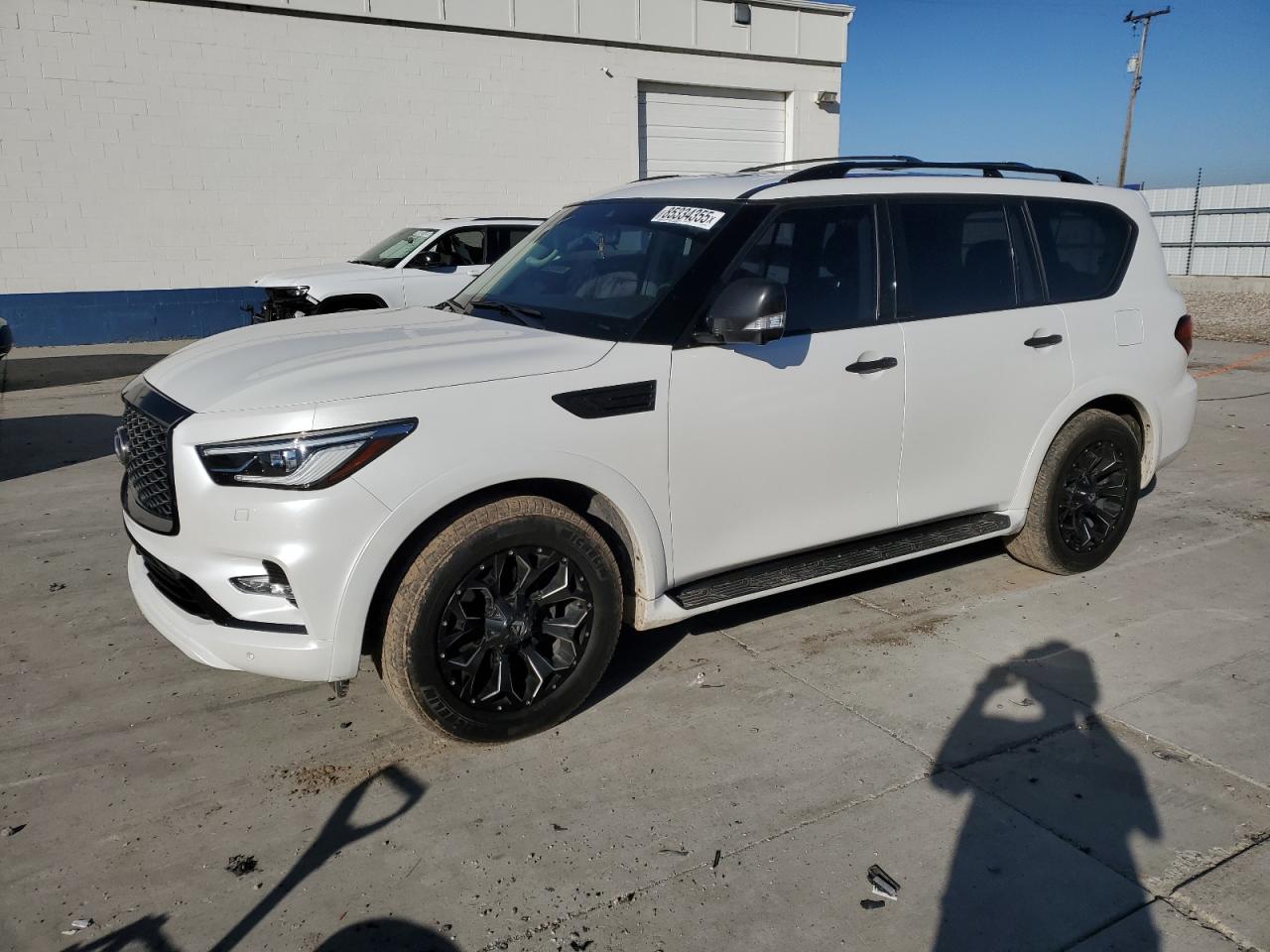 INFINITI QX80 LUXE 2019