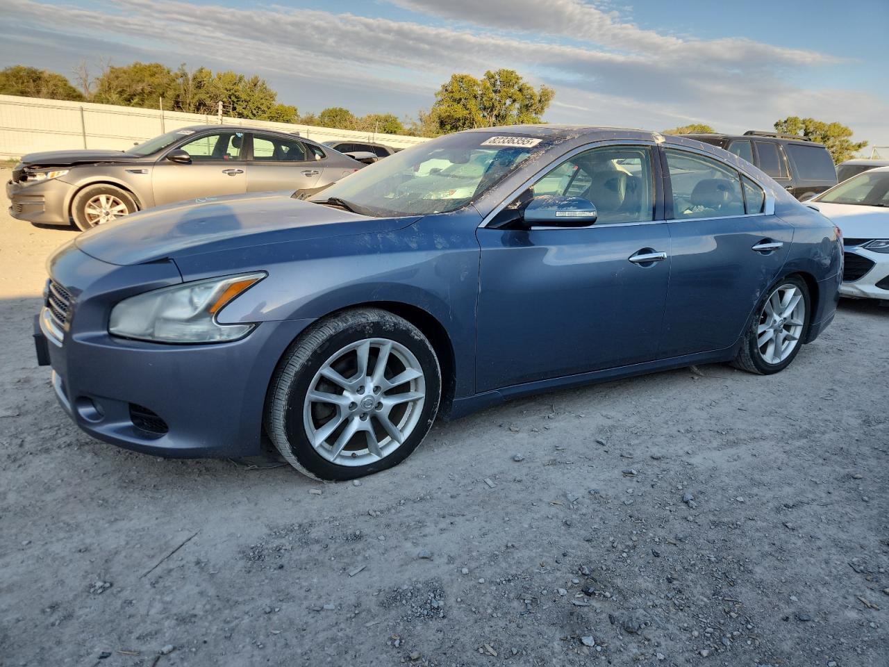 NISSAN MAXIMA S 2010