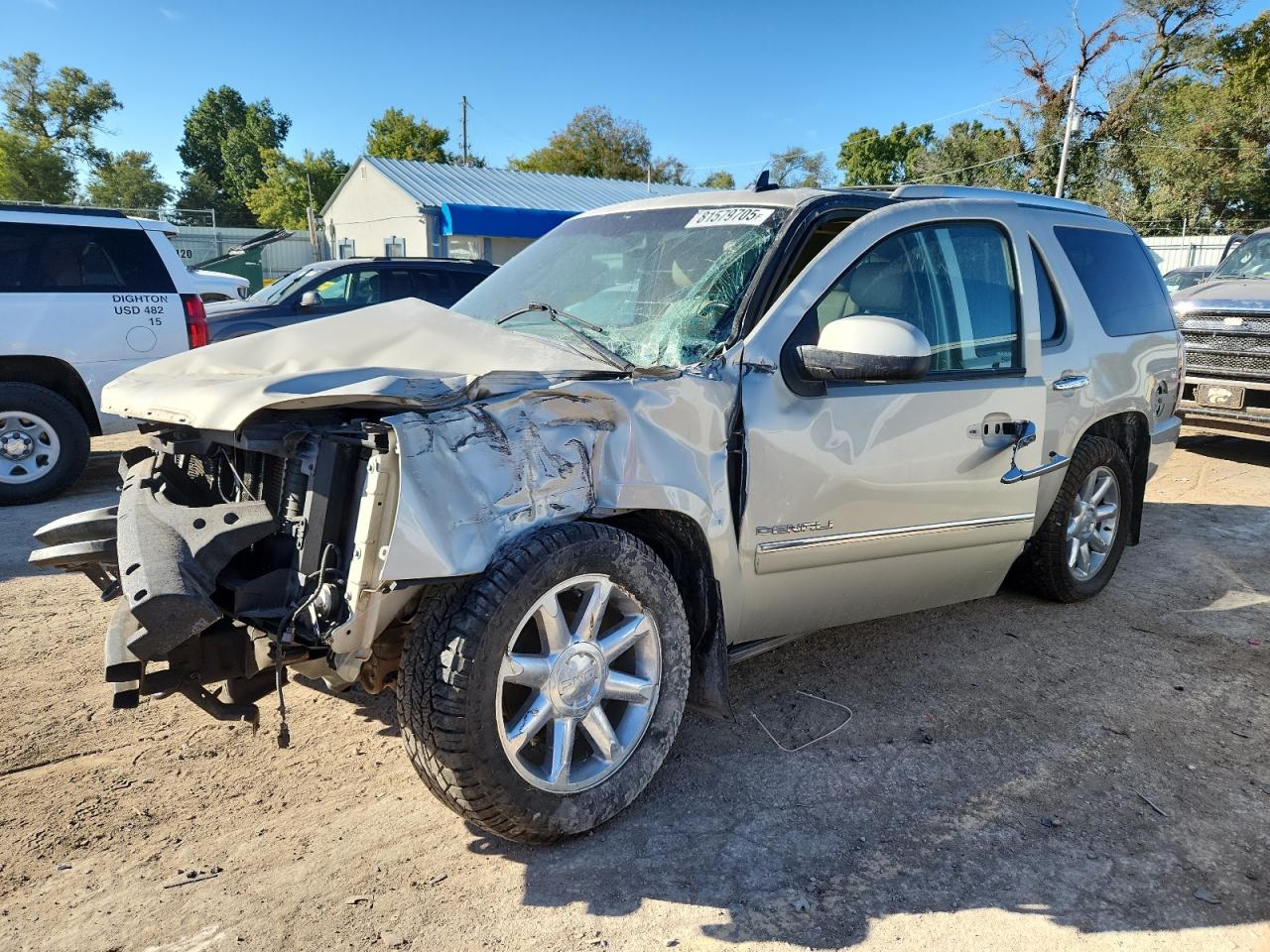 GMC YUKON DENA 2013