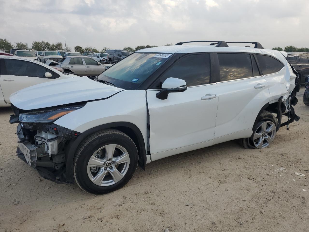 TOYOTA HIGHLANDER 2023