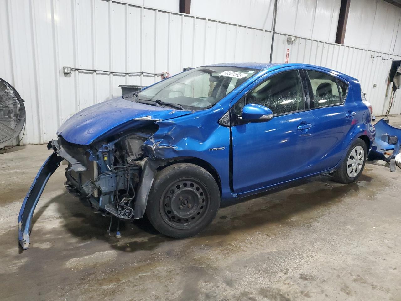 TOYOTA PRIUS C 2014