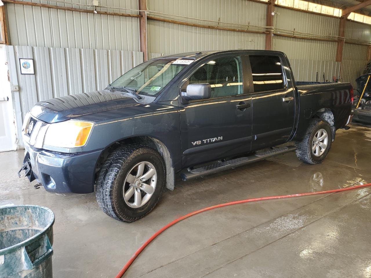 NISSAN TITAN S 2013