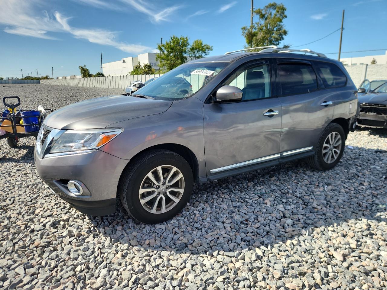 NISSAN PATHFINDER 2016