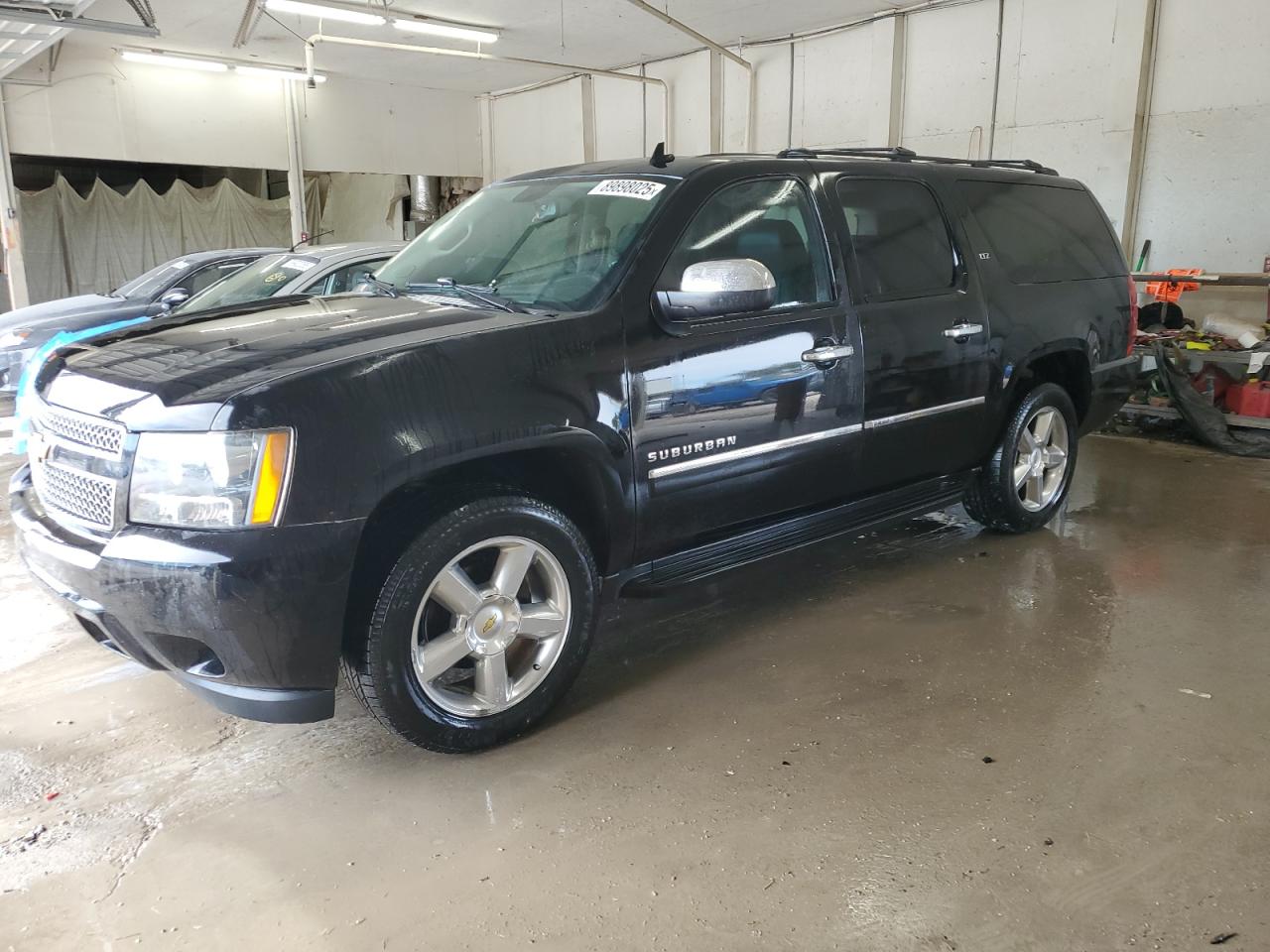 CHEVROLET SUBURBAN K 2014