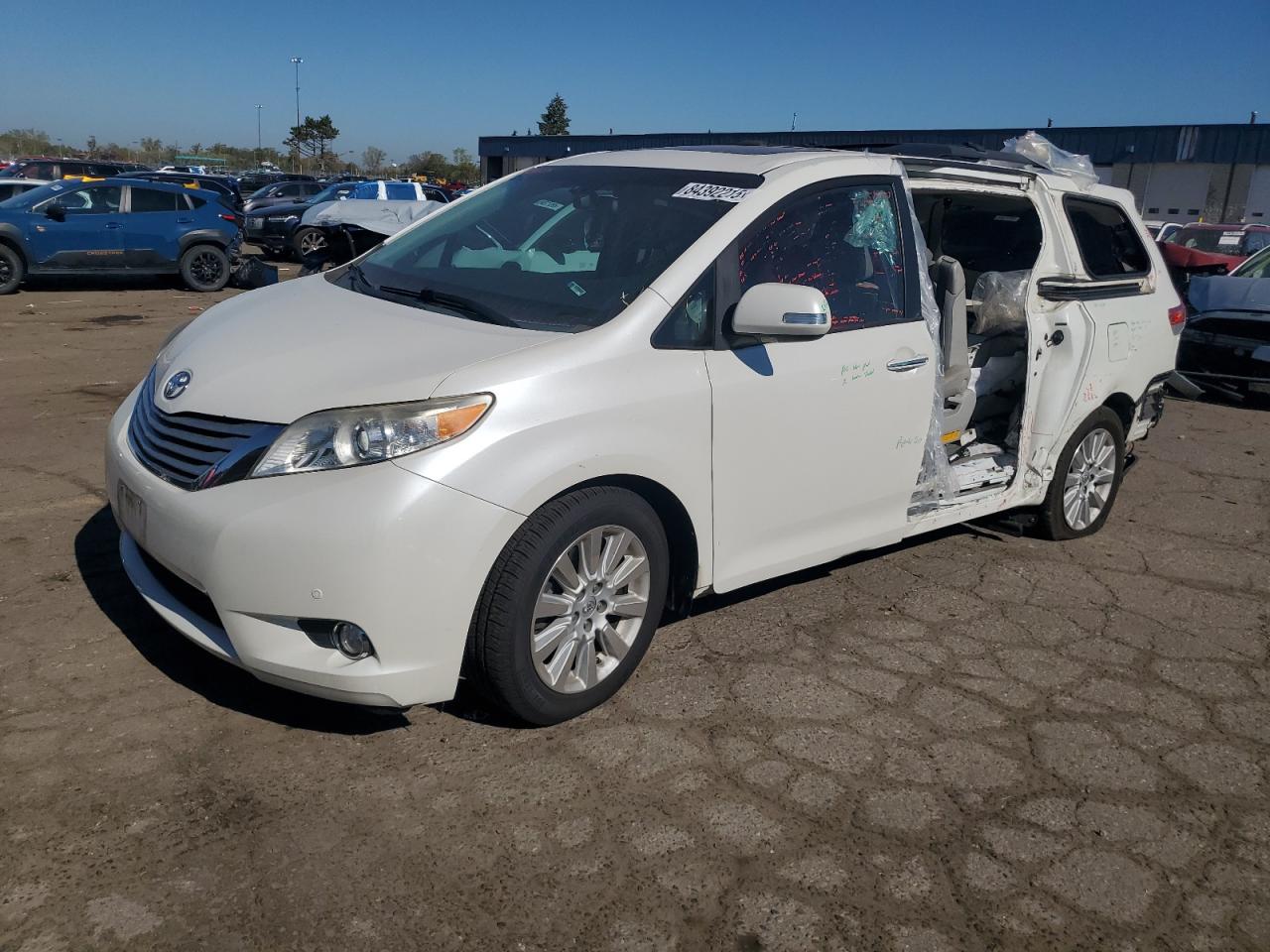 TOYOTA SIENNA XLE 2014