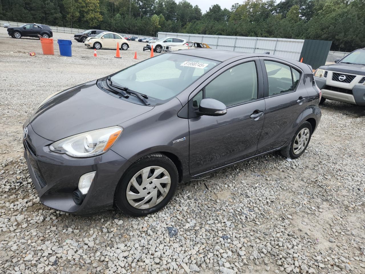 TOYOTA PRIUS C 2015