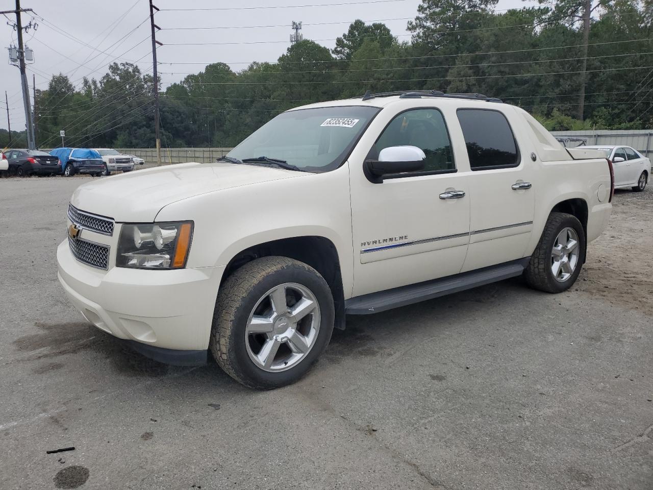 CHEVROLET AVALANCHE LTZ 2013