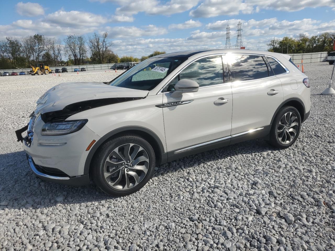 LINCOLN NAUTILUS R 2022