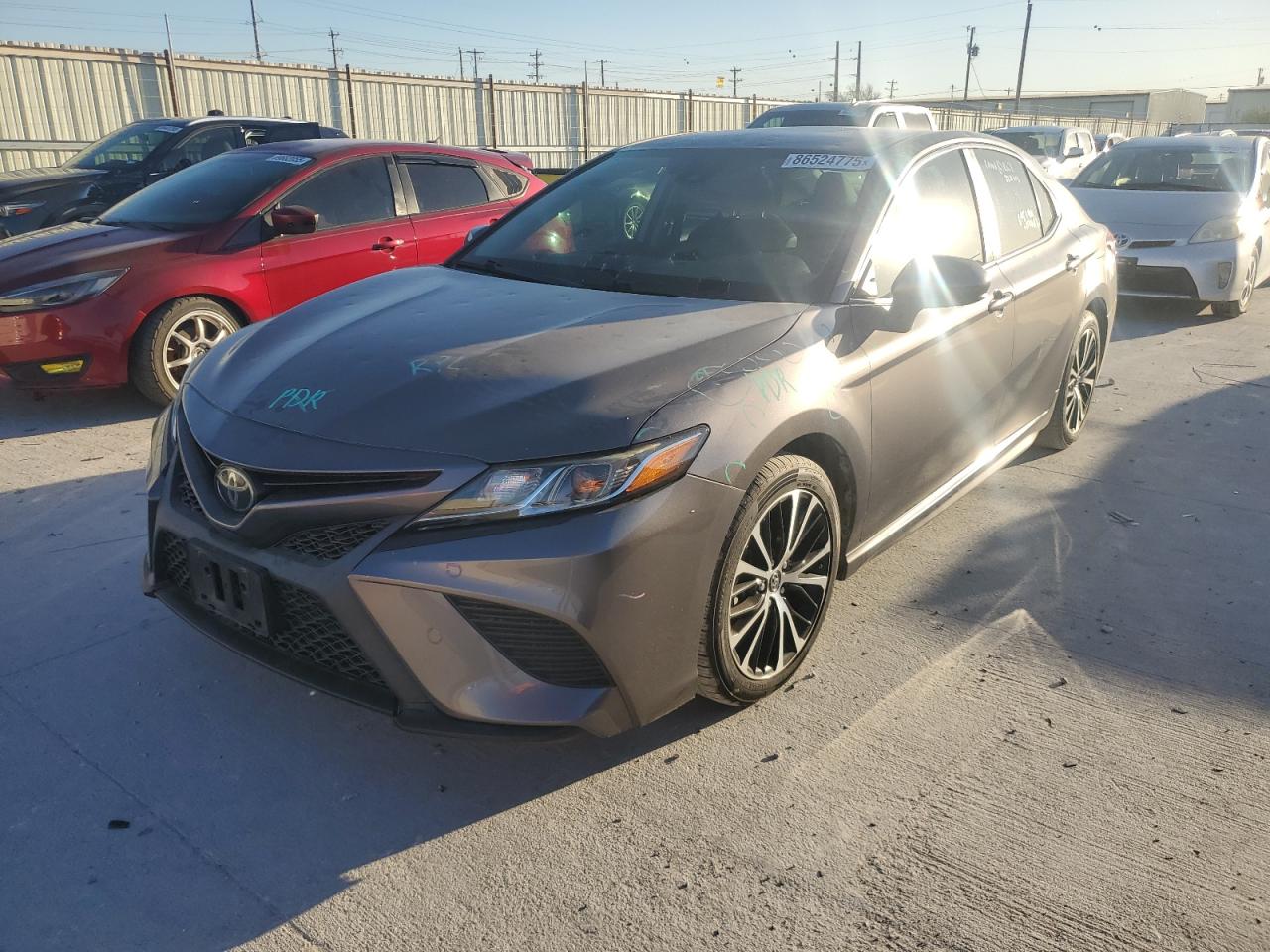 TOYOTA CAMRY SE 2020